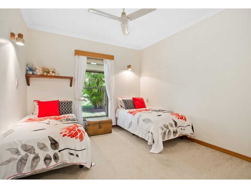 13 Emmerson Drive, Glenlee QLD 4711