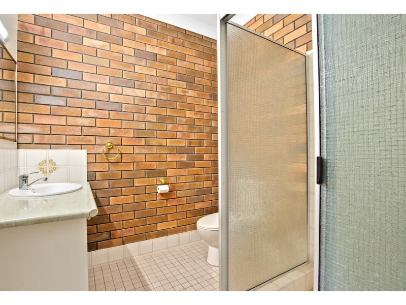 13 Emmerson Drive, Glenlee QLD 4711