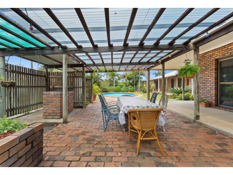 13 Emmerson Drive, Glenlee QLD 4711