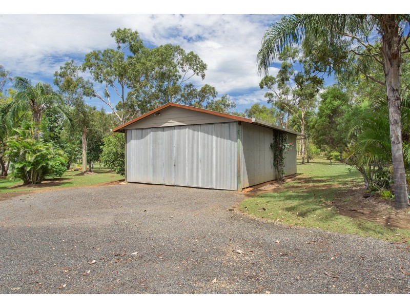 13 Emmerson Drive, Glenlee QLD 4711