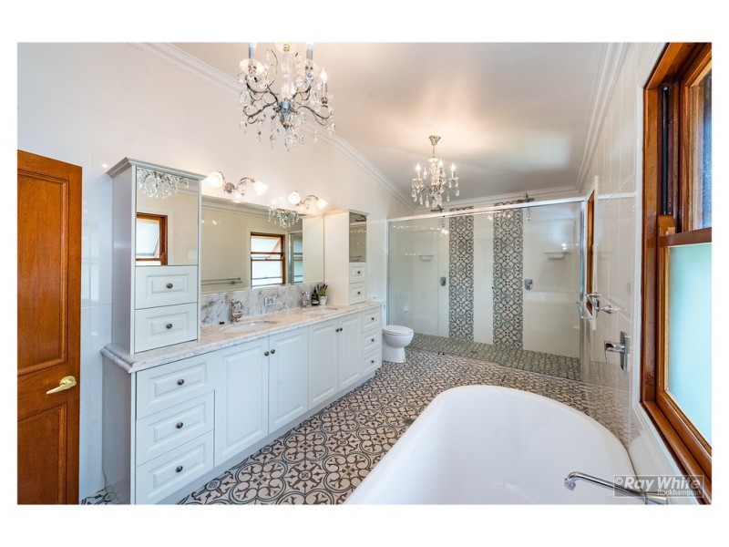 3 Athelstane Street, The Range QLD 4700