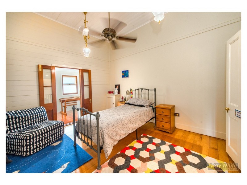 3 Athelstane Street, The Range QLD 4700