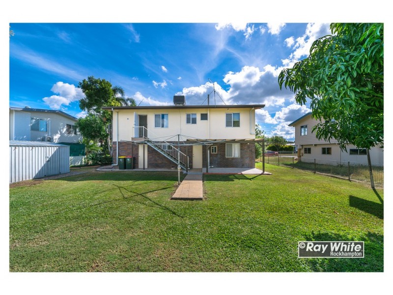 284 Pattemore Street, Kawana QLD 4701