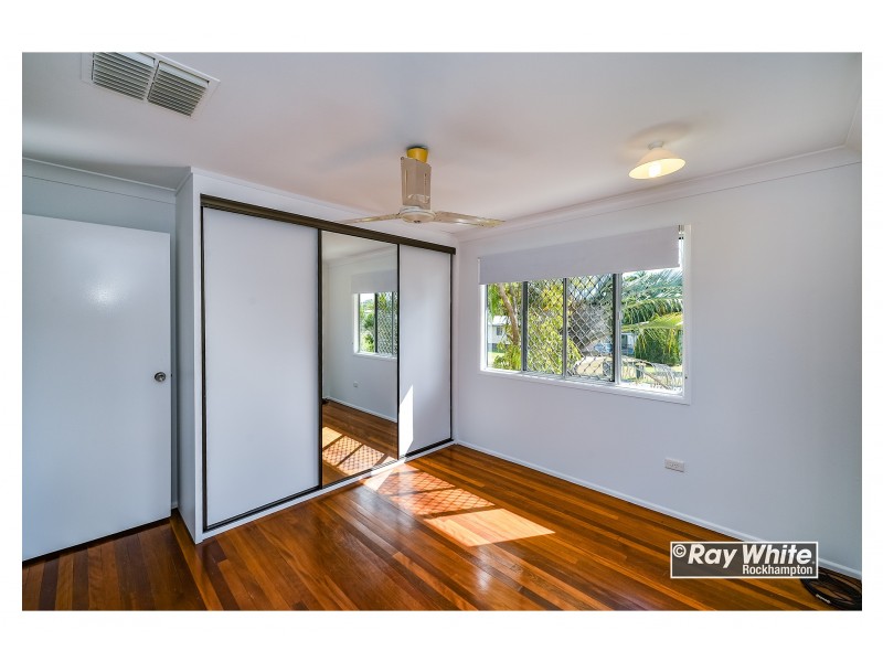 284 Pattemore Street, Kawana QLD 4701