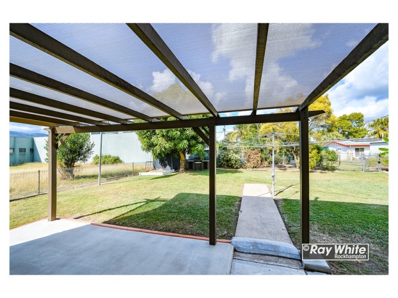 284 Pattemore Street, Kawana QLD 4701