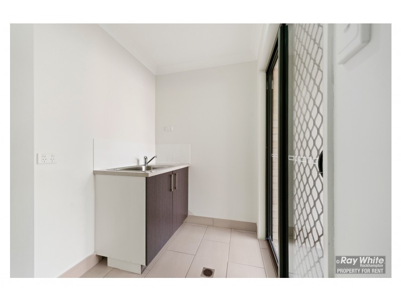 5/241 Upper Dawson Road, Allenstown QLD 4700