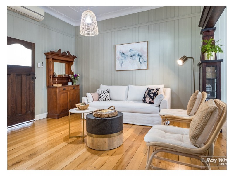 36 Separation Street, Allenstown QLD 4700