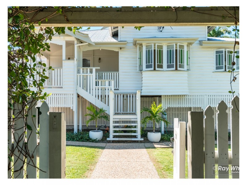 36 Separation Street, Allenstown QLD 4700