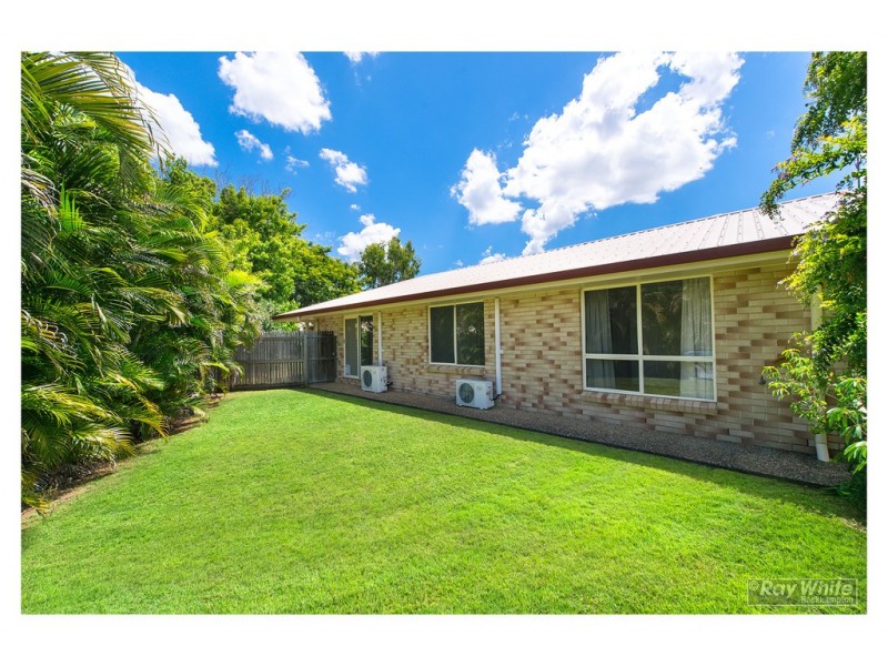 9 Banksia Place, Kawana QLD 4701