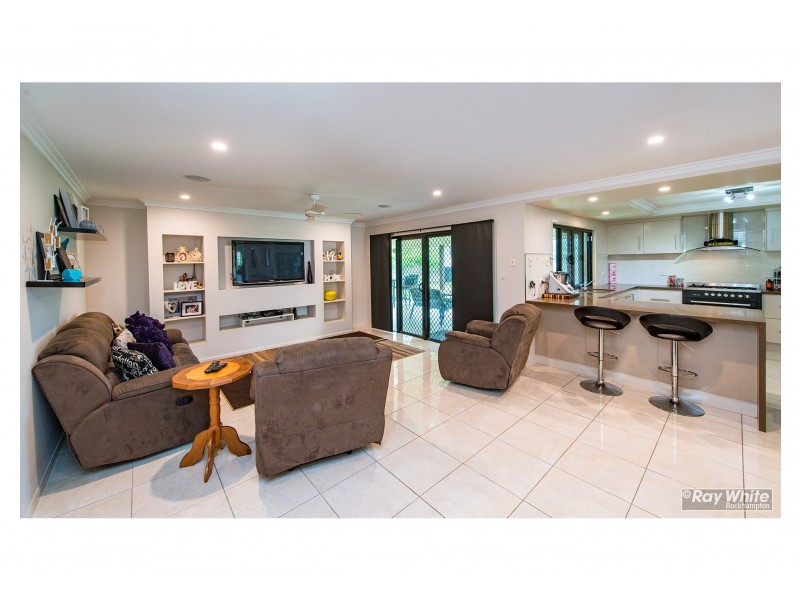 11 Argyle Avenue, Rockyview QLD 4701