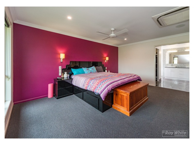 11 Argyle Avenue, Rockyview QLD 4701