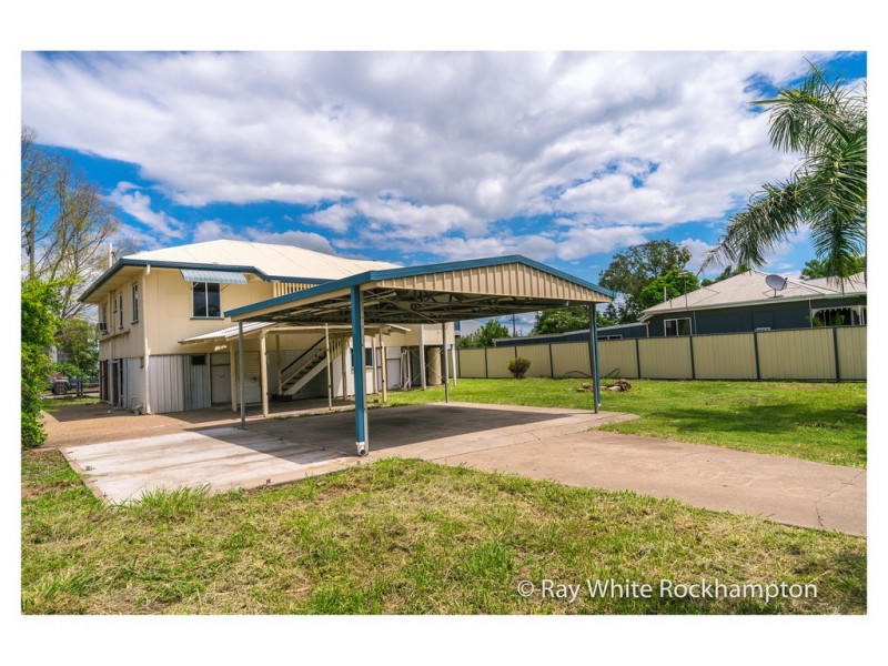 46 Park Street, Park Avenue QLD 4701