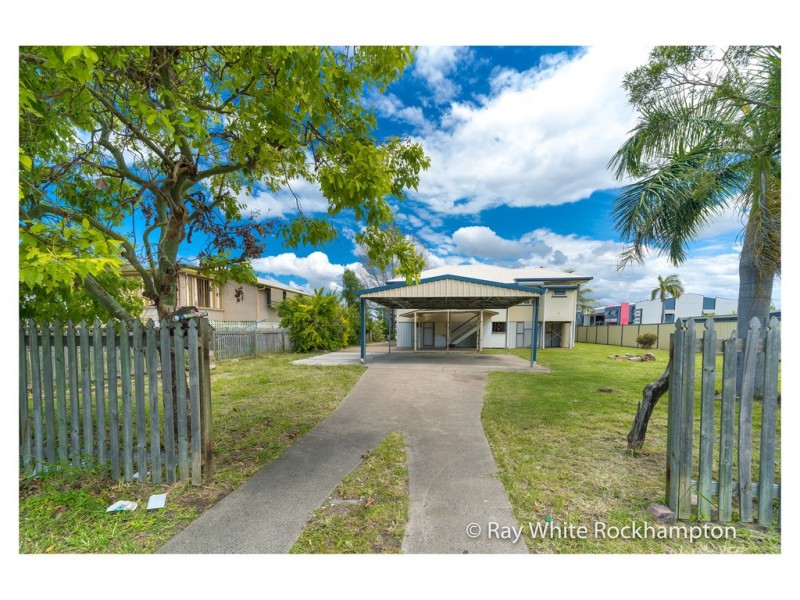 46 Park Street, Park Avenue QLD 4701