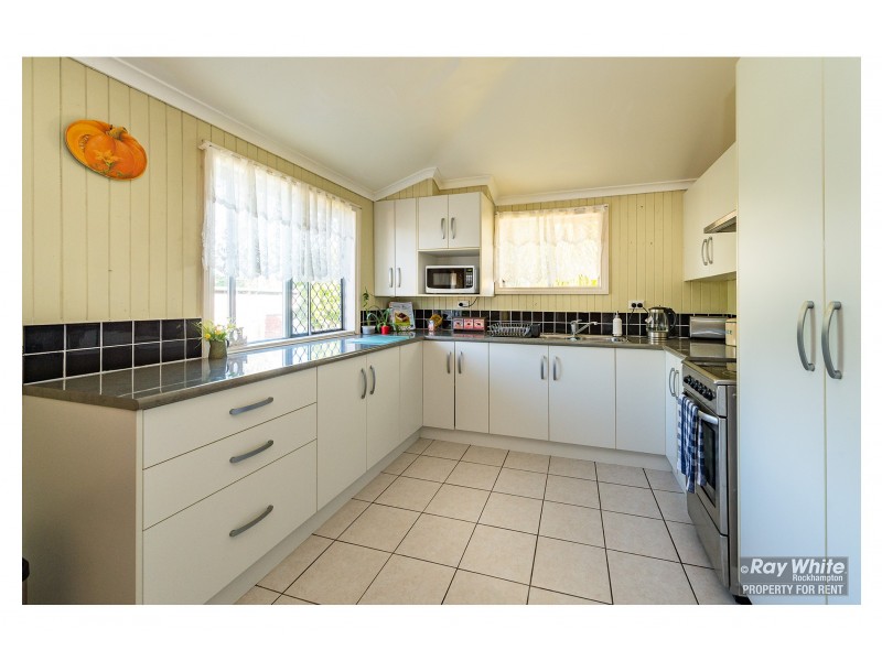 98 Randwick Street, Berserker QLD 4701