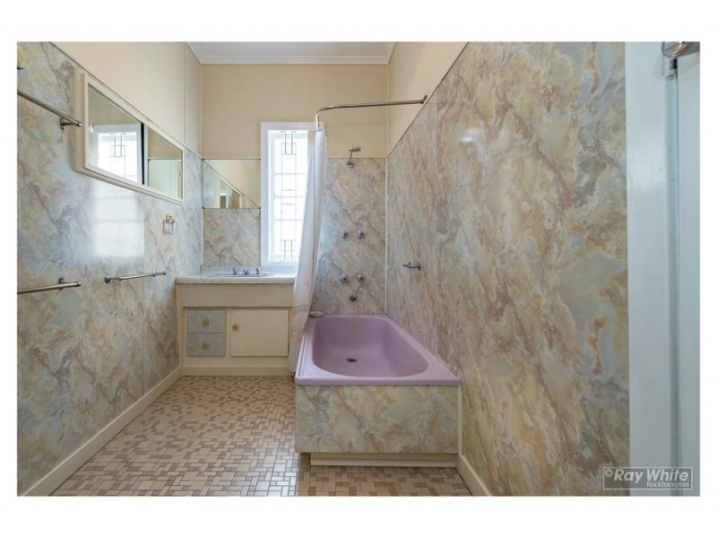 134 Earl Street, Berserker QLD 4701