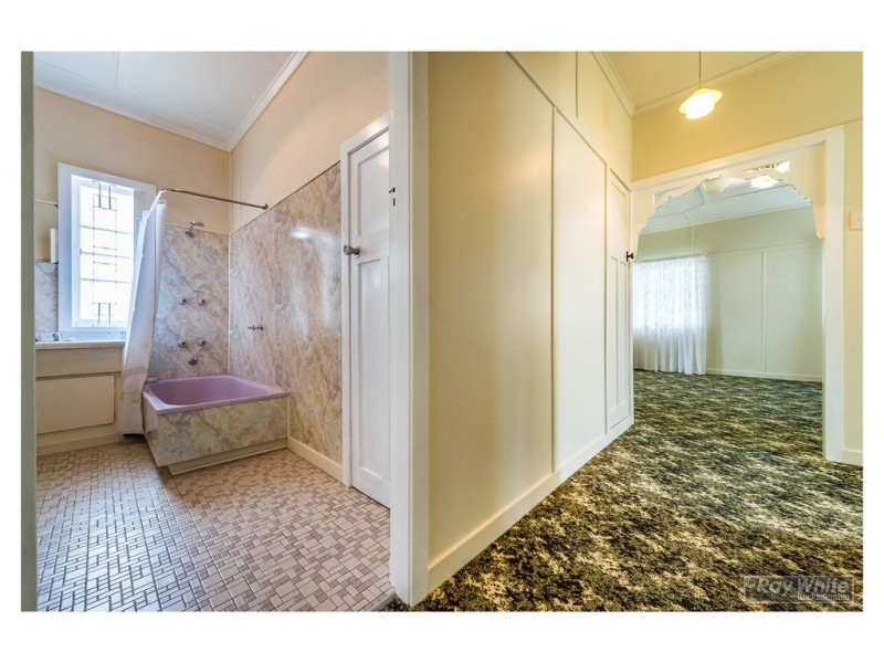 134 Earl Street, Berserker QLD 4701