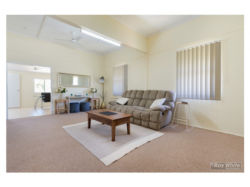 23A Main Street, Park Avenue QLD 4701