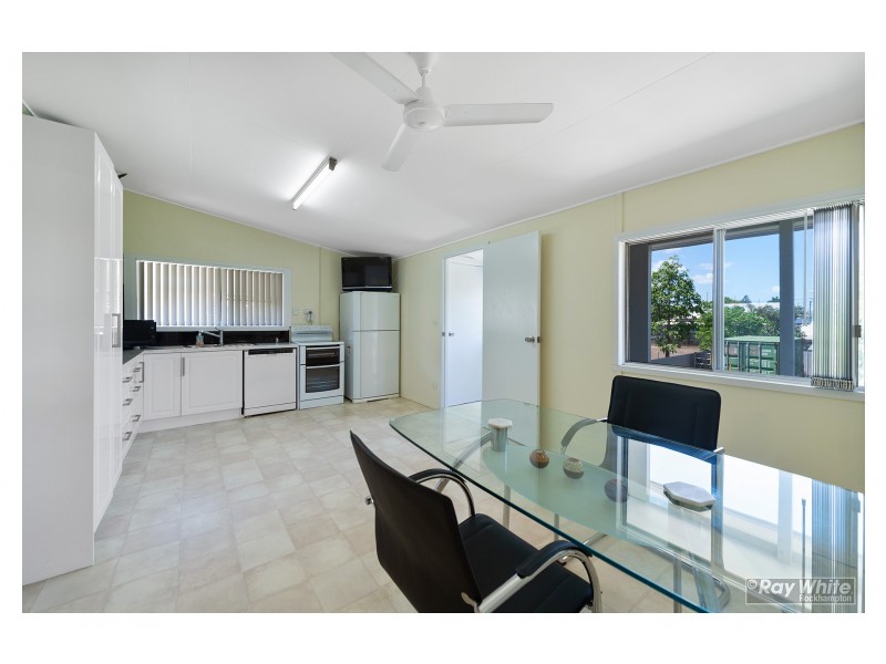 23A Main Street, Park Avenue QLD 4701