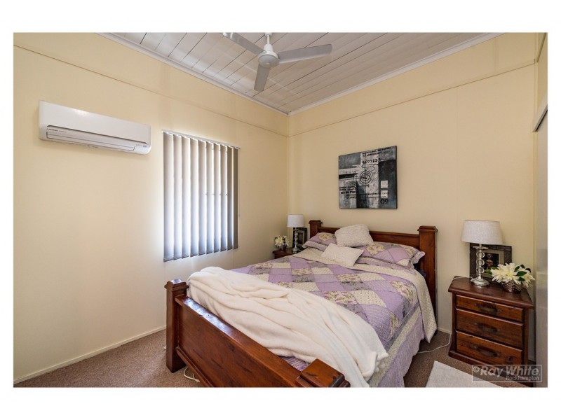 23A Main Street, Park Avenue QLD 4701