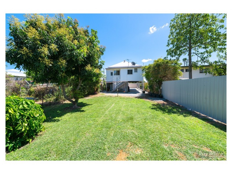 23A Main Street, Park Avenue QLD 4701