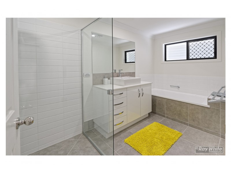 1019 Norman Road, Parkhurst QLD 4702