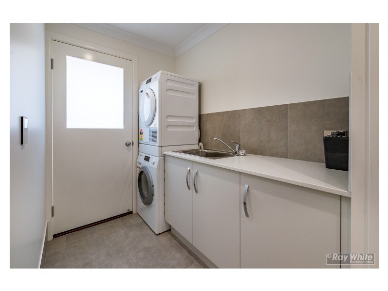 1019 Norman Road, Parkhurst QLD 4702