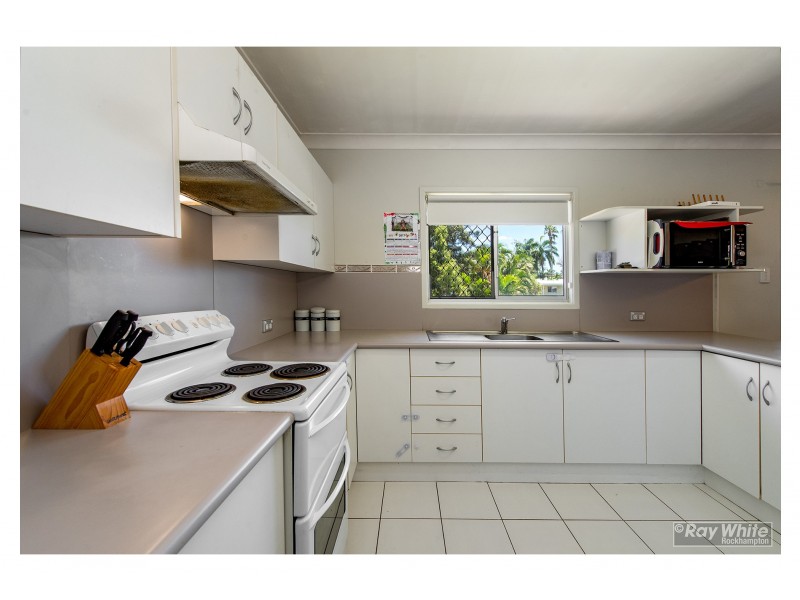 238 Flowers Avenue, Frenchville QLD 4701
