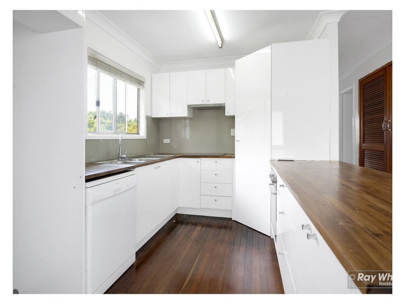 25A Main Street, Park Avenue QLD 4701