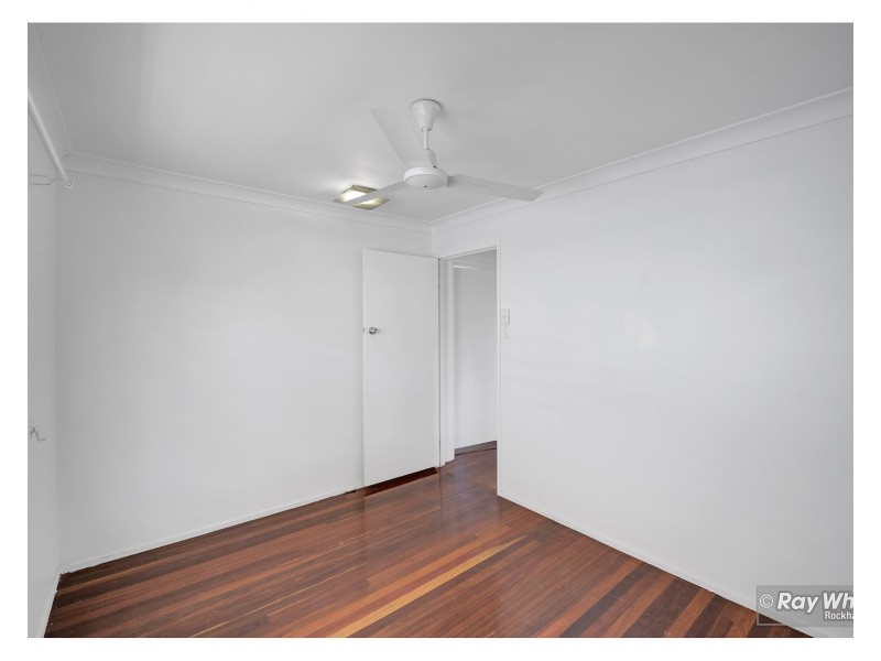 25A Main Street, Park Avenue QLD 4701