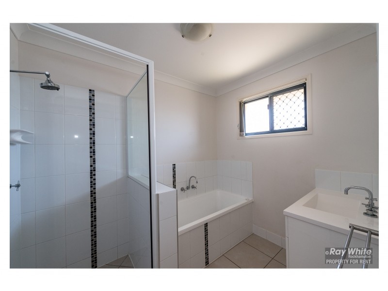 29 Jane Crescent, Gracemere QLD 4702