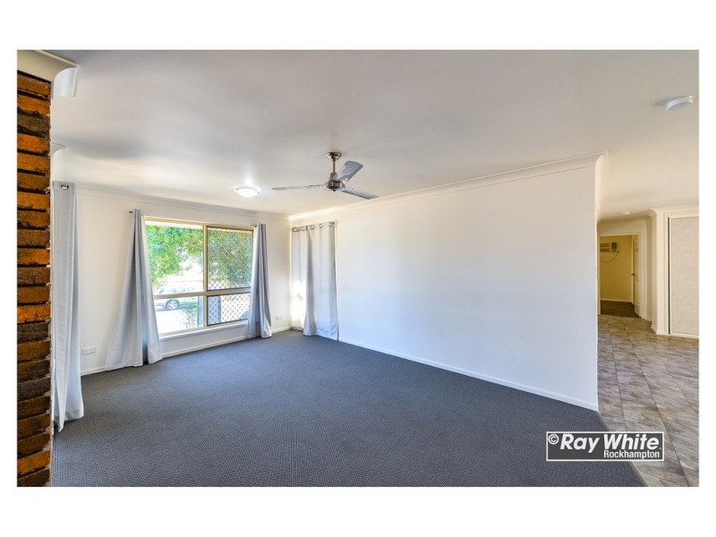 42 Pillich Street, Kawana QLD 4701