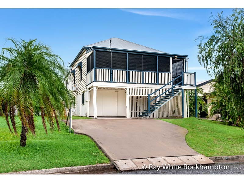 12 Lucas Street, Berserker QLD 4701