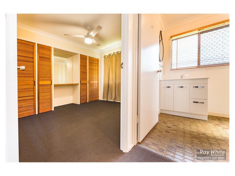 2/63 Dee Street, Koongal QLD 4701