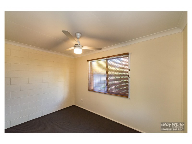 2/63 Dee Street, Koongal QLD 4701