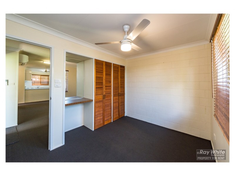 2/63 Dee Street, Koongal QLD 4701