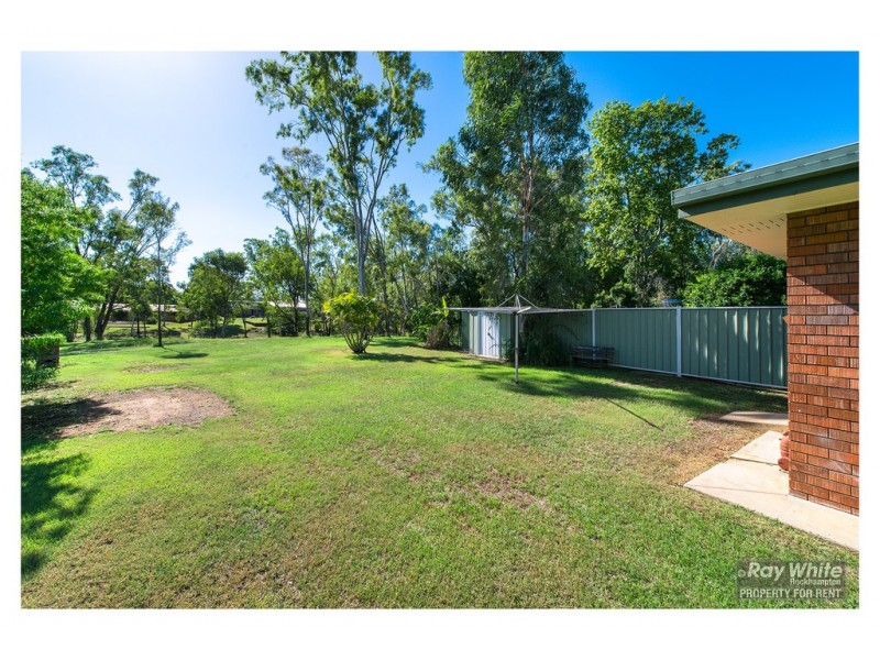 2/63 Dee Street, Koongal QLD 4701