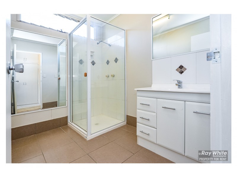 3 Mortensen Street, Park Avenue QLD 4701