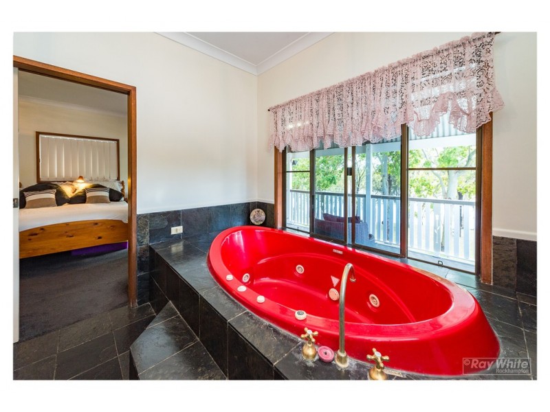 38 Berry Dairy Road, Glendale QLD 4711