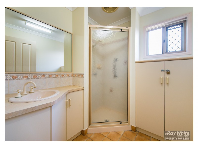 1/222 Ford Street, Berserker QLD 4701