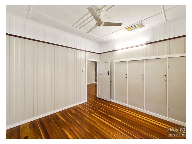 249A Berserker St, Berserker QLD 4701