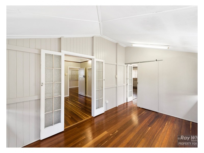 249A Berserker St, Berserker QLD 4701