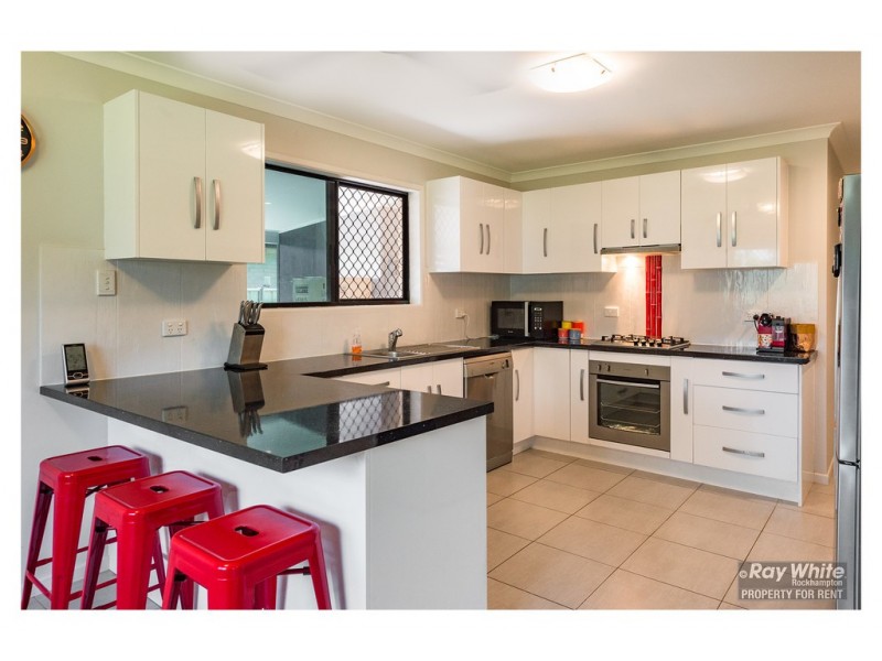 80 Sheehy Street, Park Avenue QLD 4701