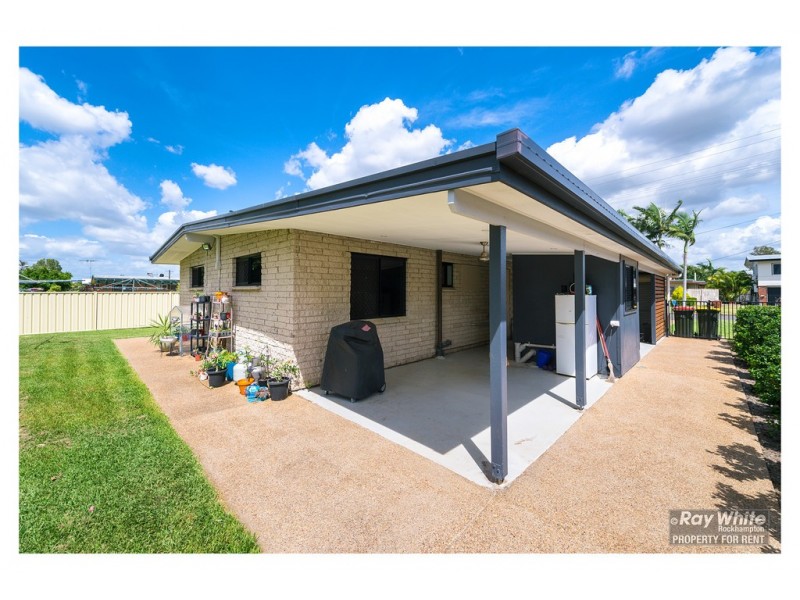 80 Sheehy Street, Park Avenue QLD 4701