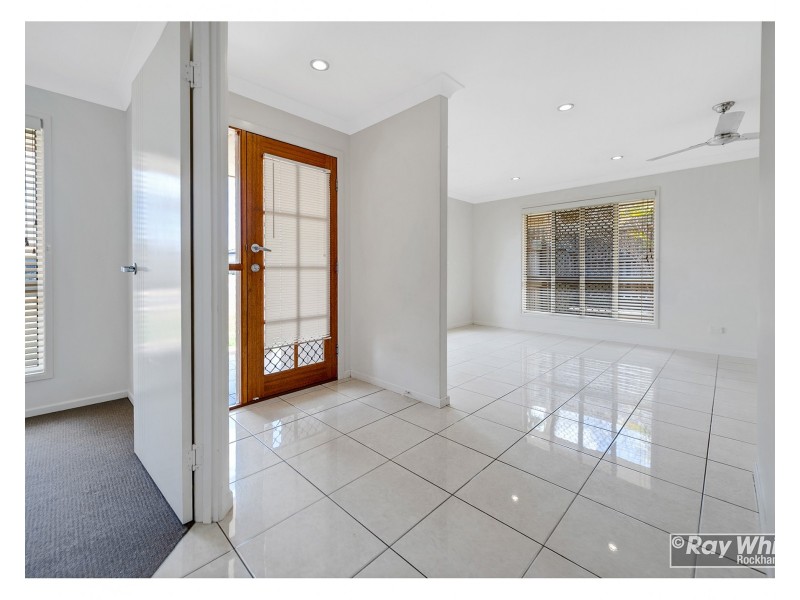 7 Rosella Drive, Gracemere QLD 4702