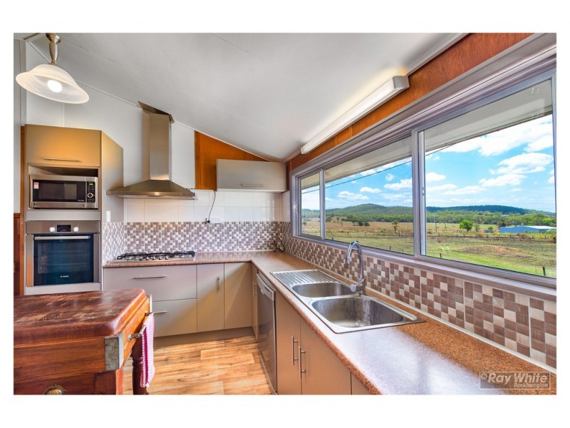 498 Rossmoya Road, Wattlebank QLD 4704