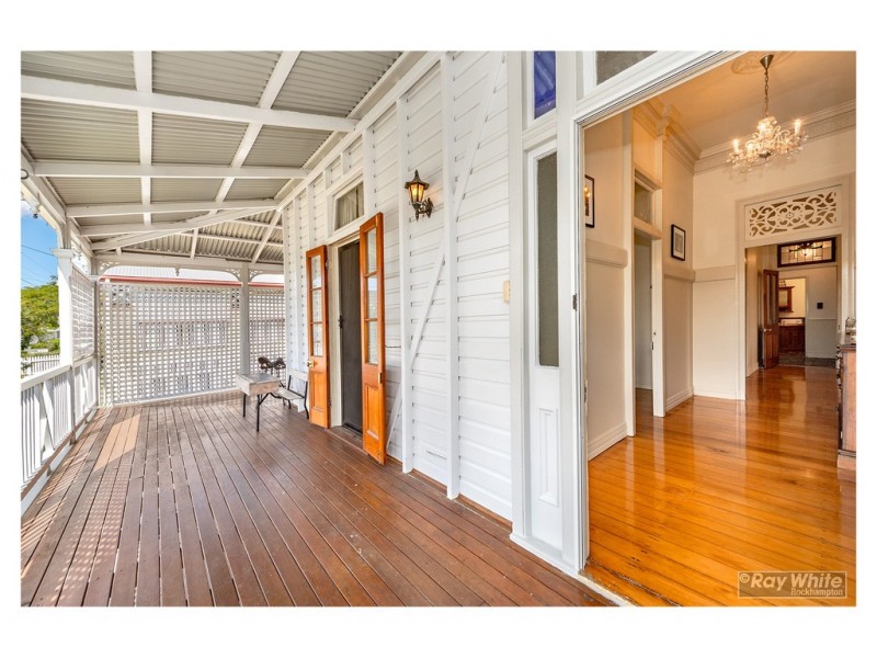 88 Davis Street, The Range QLD 4700