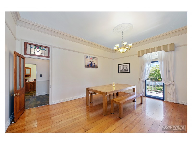 88 Davis Street, The Range QLD 4700