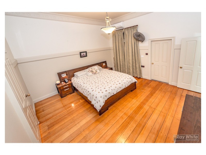 88 Davis Street, The Range QLD 4700