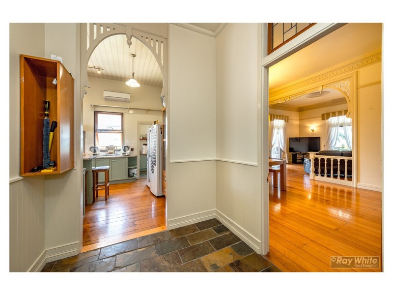 88 Davis Street, The Range QLD 4700