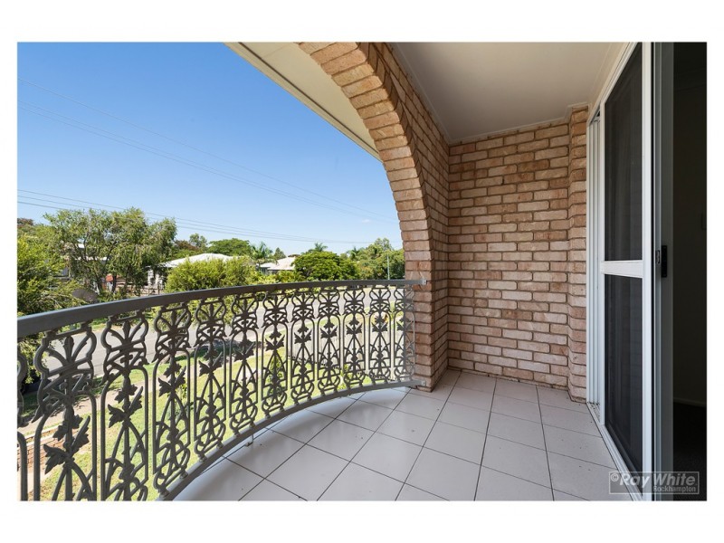 3/37 Armstrong Street, Berserker QLD 4701